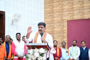छत्तीसगढ़ प्रदेश लोक कलाकार कल्याण संघ के शपथ ग्रहण समारोह में उप मुख्यमंत्री विजय शर्मा हुए शामिल…